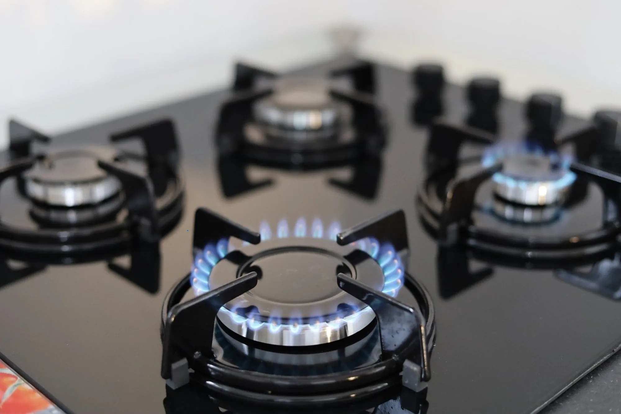 How to Troubleshoot Gas Stove Ignition Failures
